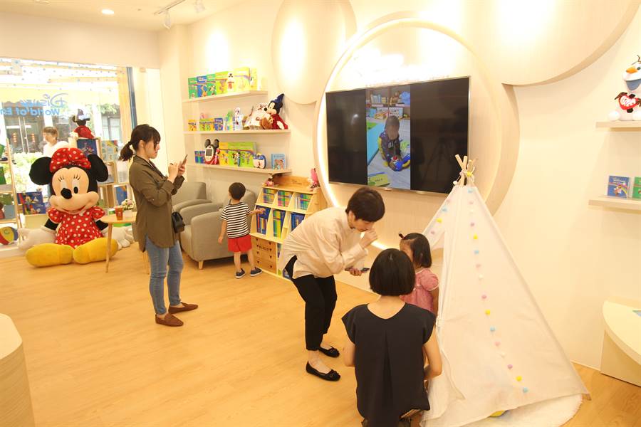 迪士尼美語鎖定重視外語教育的竹科家庭,在新竹開設首間實體門市