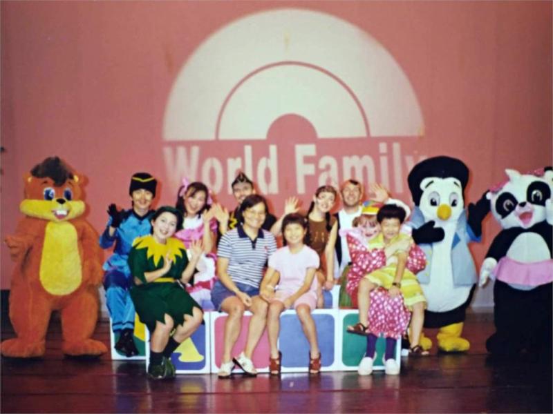 靠著媽媽買的迪士尼美語教材,5歲的Joy從此邊玩邊學玩出令人驚豔的外語能力