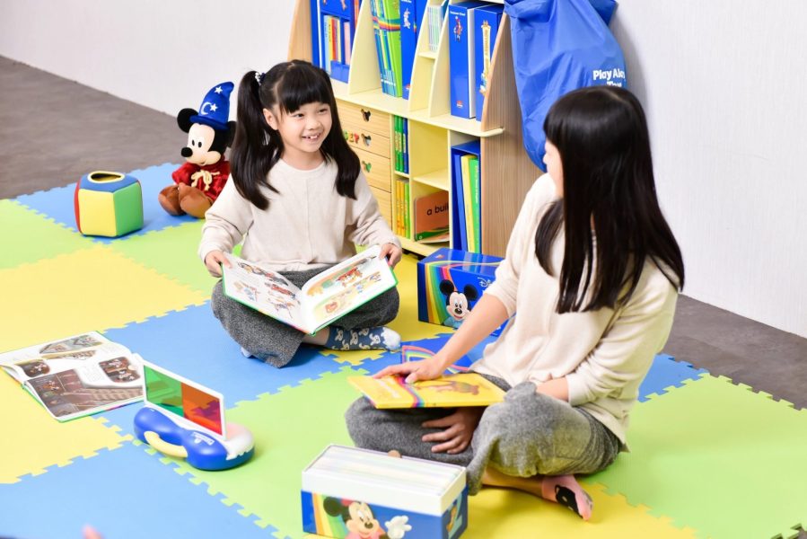 Mishan從2歲多就在媽媽的陪伴下,透過迪士尼美語自然養成美語能力。