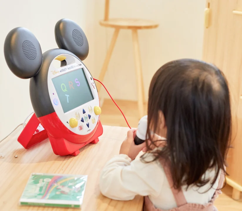 兒童聽音樂產品選擇:寰宇家庭《迪士尼美語世界》Sing Along!與米奇藍光播放機