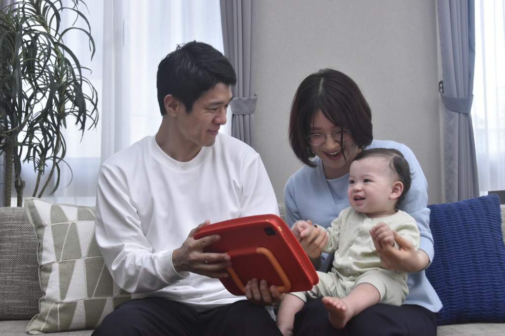 父母陪孩子建立有界線的數位生活